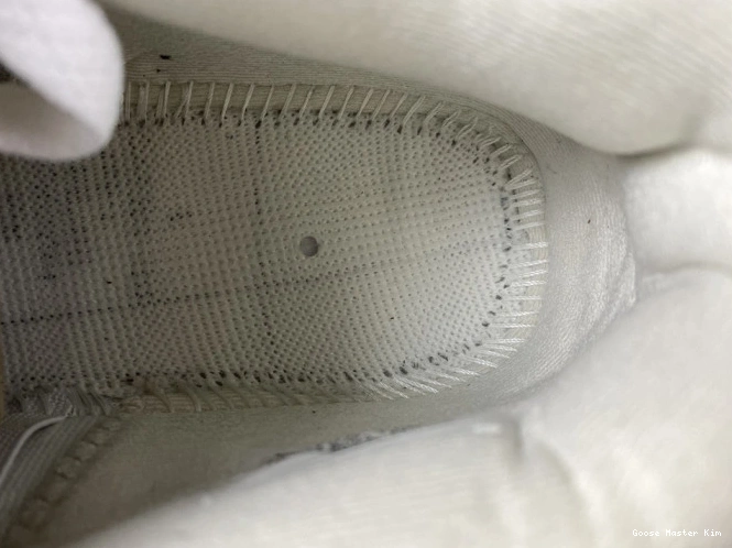 DJ0675-200 4 Air Shimmer Jordan 0529